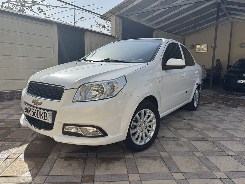 Продаётся нексия 3 автомат!