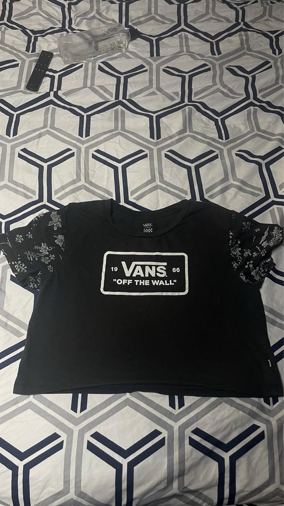 Crop top vans marimea L