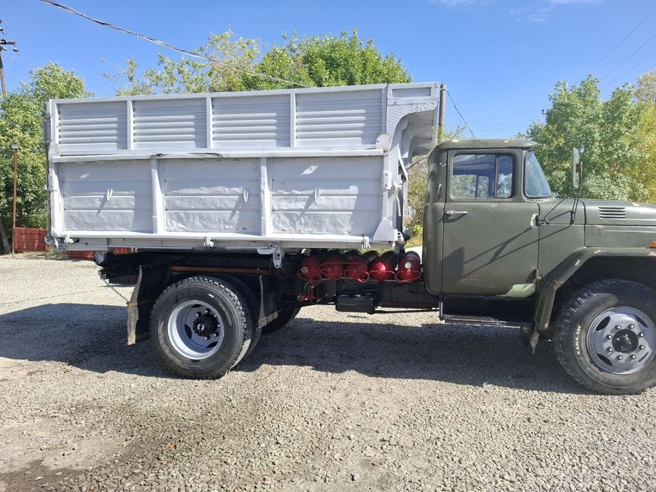 Zil 130 sadiladi mator ural