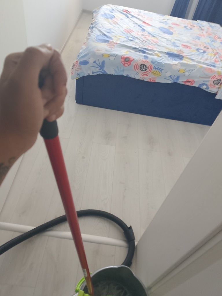 Curățenie la domiciliul clientului