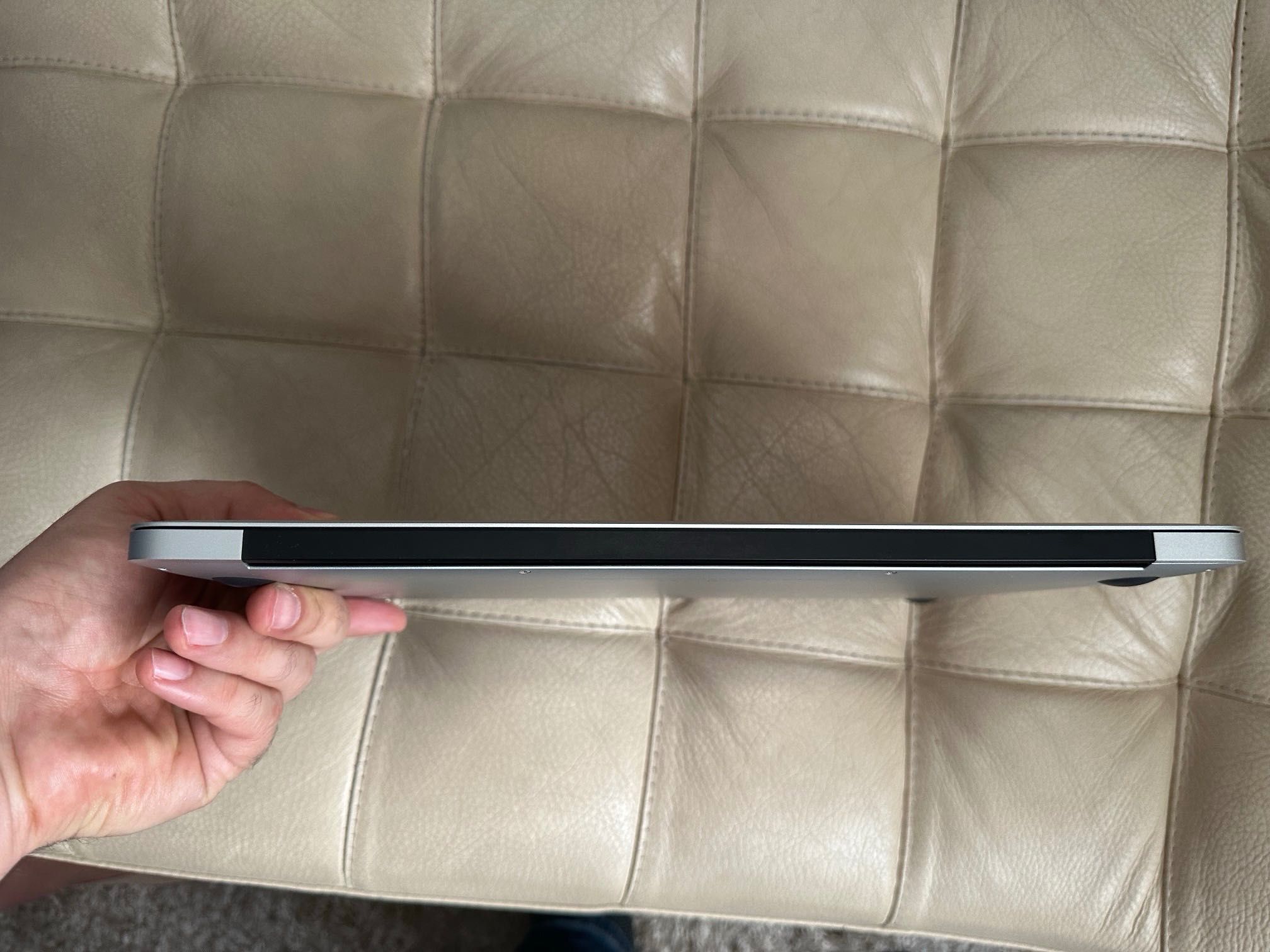MacBook Air 13 2017 8GB iStyle