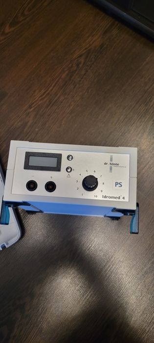 Dispozitiv medical dr.honle electronic pentru persoanele cu probleme .