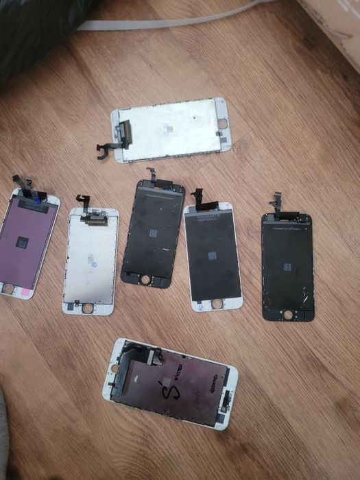 Display-uri! Originale arata 9/10 ! Modele se1,6,6s,6splus,7