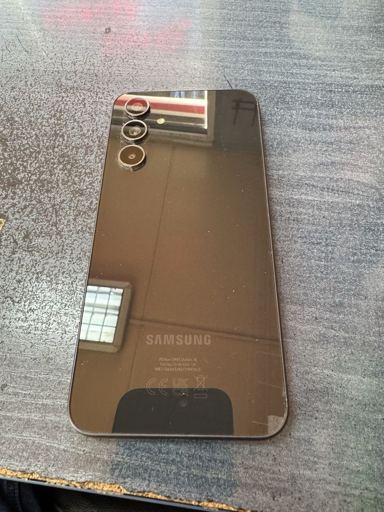 Samsung Galaxy A54 5G - отличен