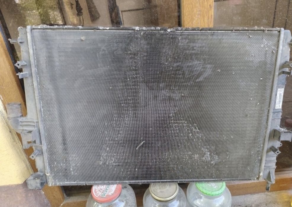 Радиатор Бу к нему вентилятор