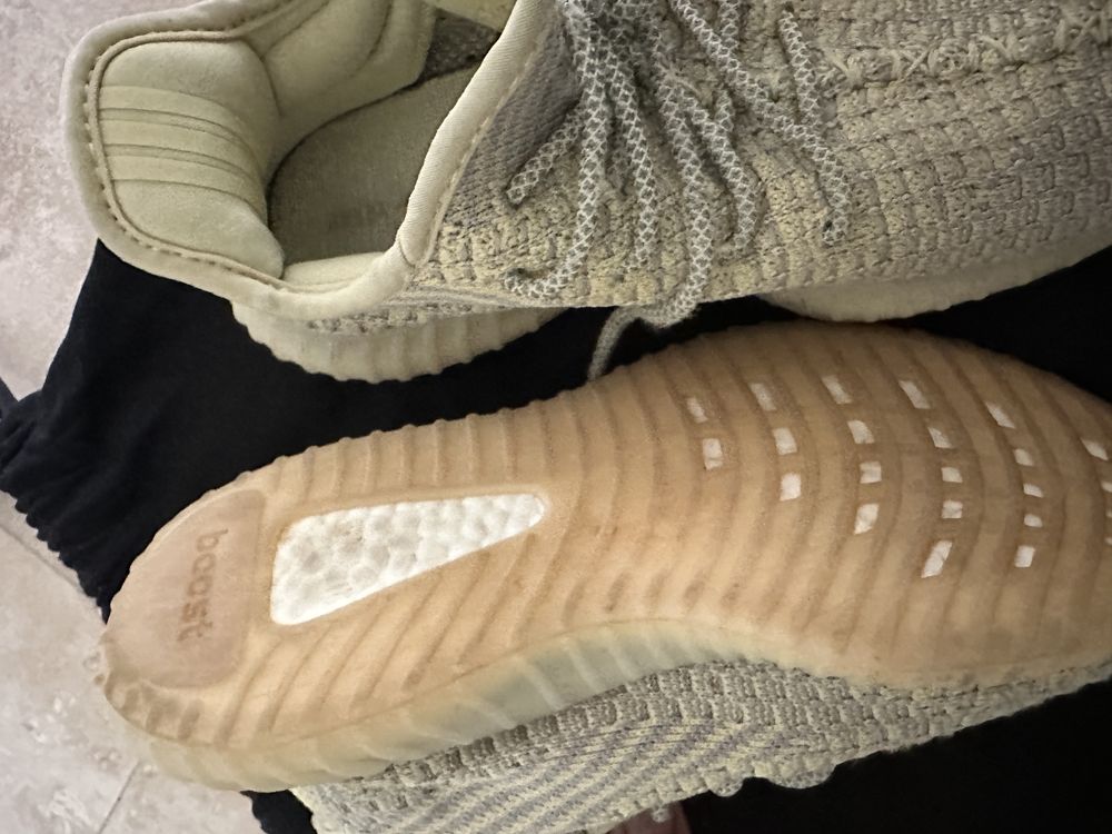 YEEZY Boost copii marimea 33  1.1/2US originali