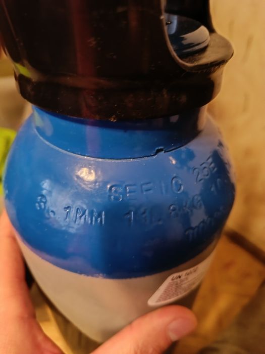 Кислородна бутилка 10 литра комплект с вентил