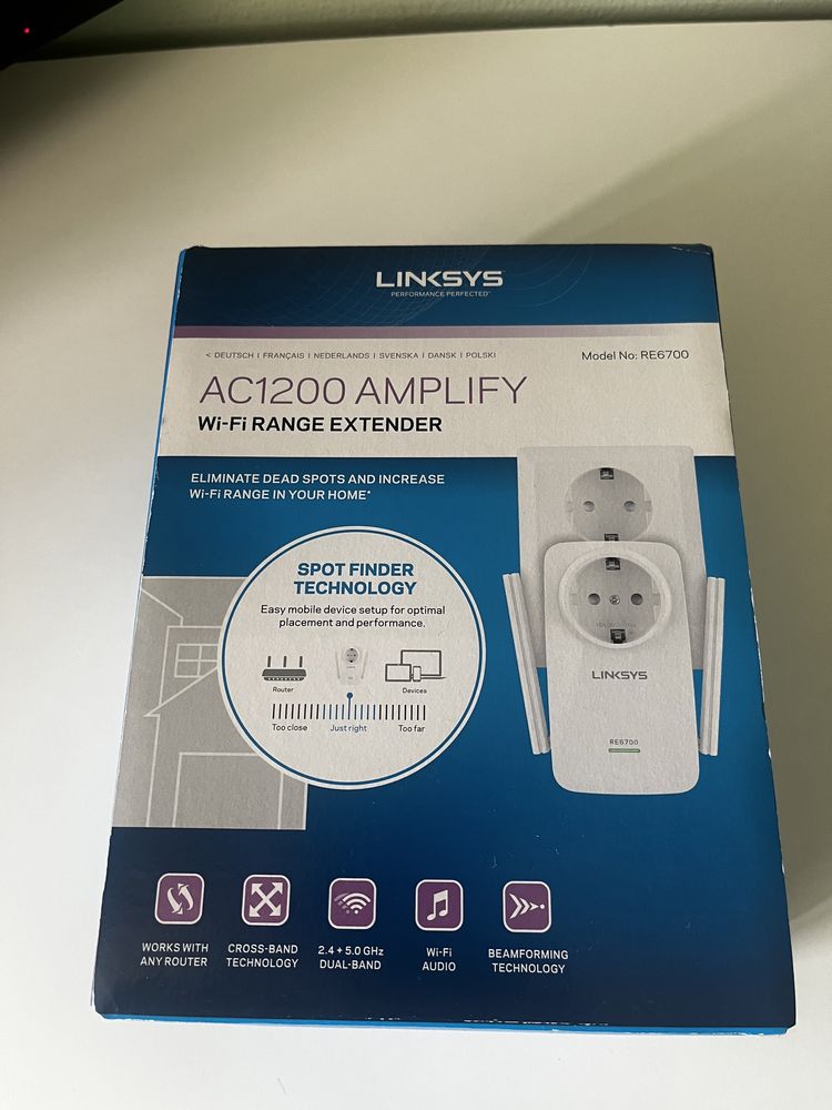 Linksys AC1200 /RE6700 разширител ибхват