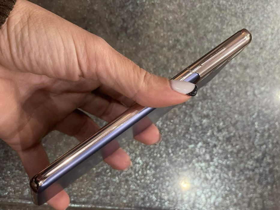 Samsung galaxy s21 purple