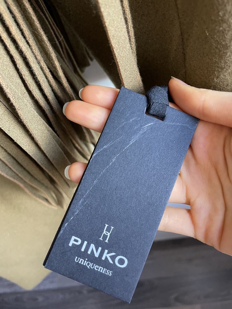 Чисто ново палто Pinko с ресни