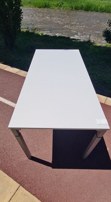 Немско бюро регулируемо за дома и офиса оборудване