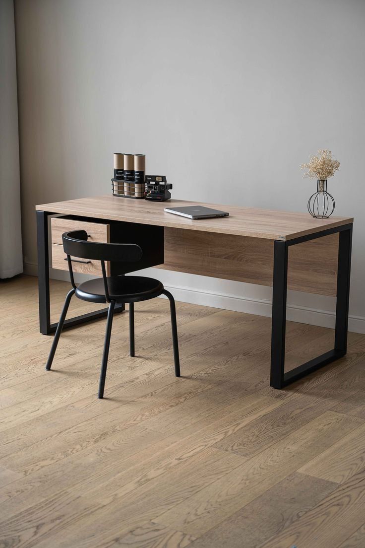 Игровой компьютерный стол loft стол
Парта
Stol