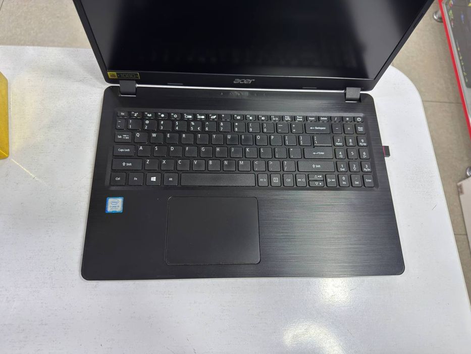 Acer i5-8265U 8/256 ssd ddr4