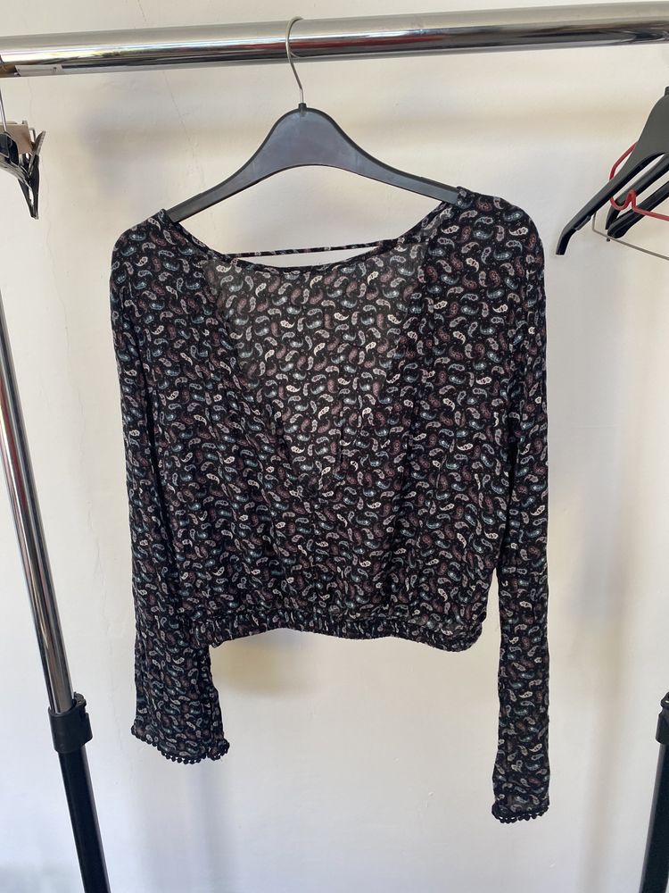 Bluza Pull&Bear inflorata