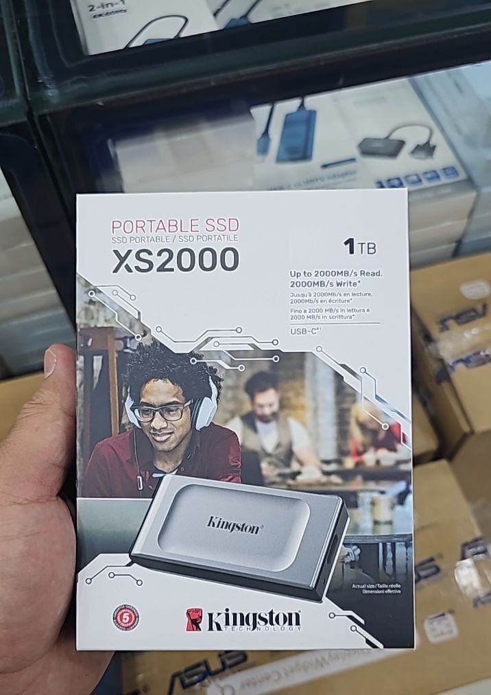 Kingston XS 2000  1тб