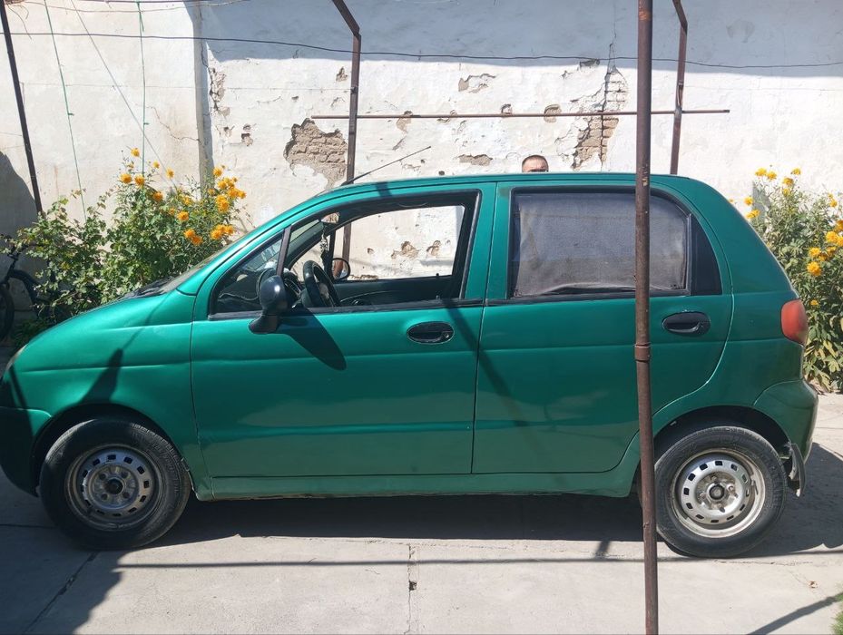 Matiz gaz qoʻyilmagan ayol kishi haydagan