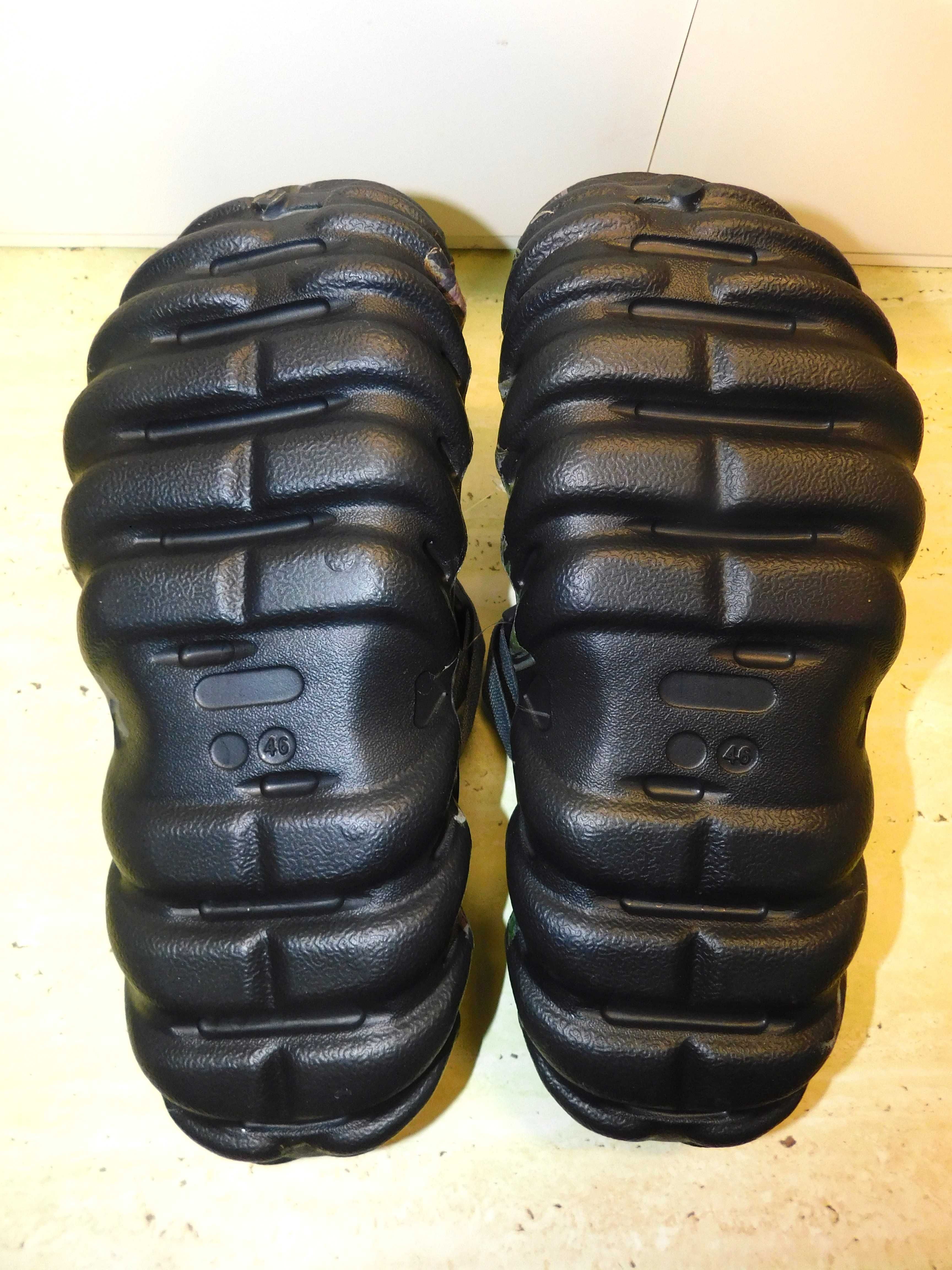 Saboti tip CROCS marimea 45