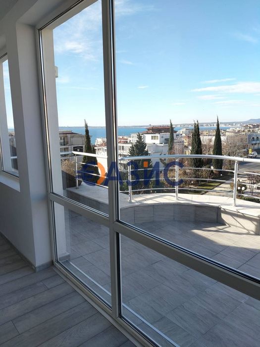 Продава се Двустаен апартамент в Свети Влас - 68 кв.м за 955 €/кв.м - Снимка #8