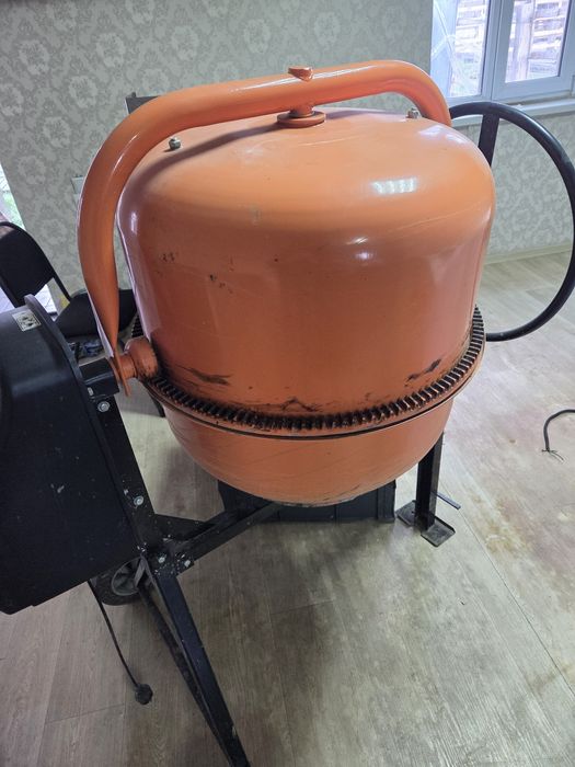 Бетономешалка бу,  в отличном состояний