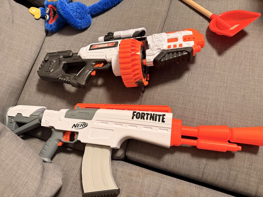 Продам nerf и аналог все в отличном состоянии