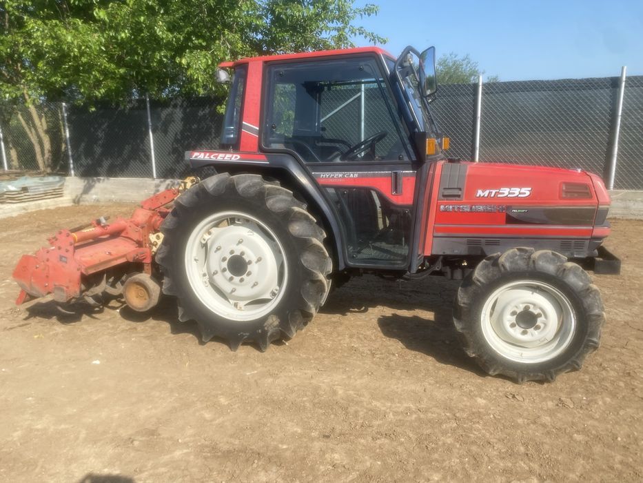 Tractor japonez Yanmar
