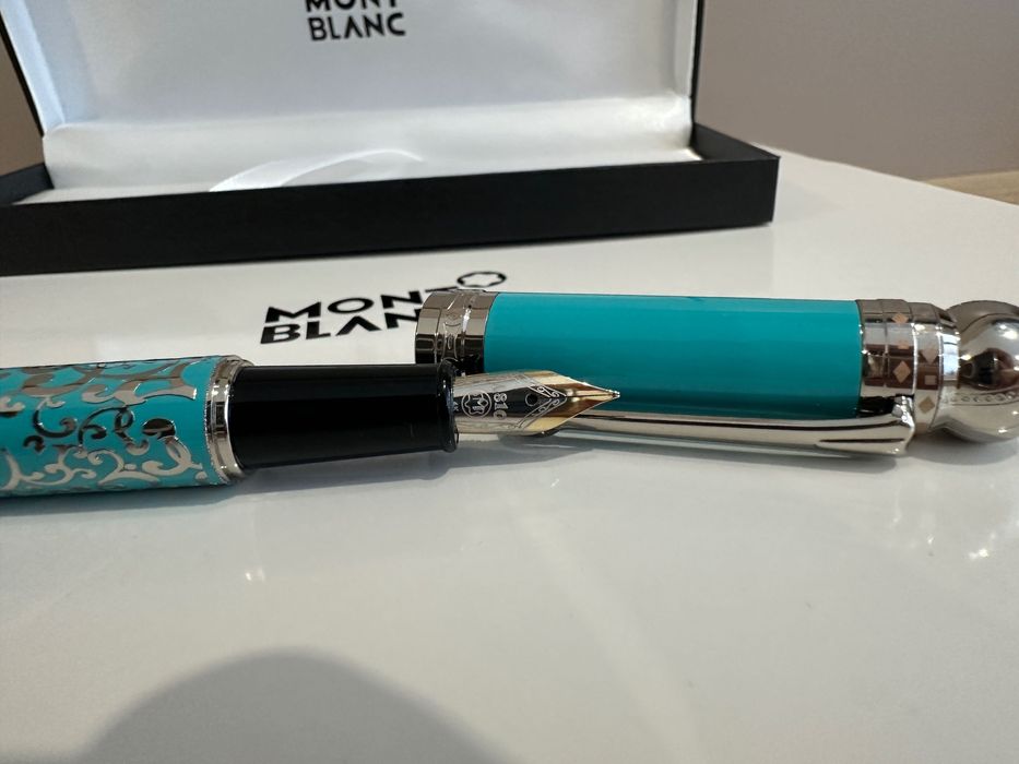 Stilou Mont blanc fountain pen 0.5 mm tickness