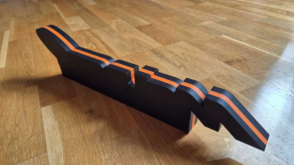 Lampă LED McLaren Formula 1 Team – Decor Premium pentru Fani F1