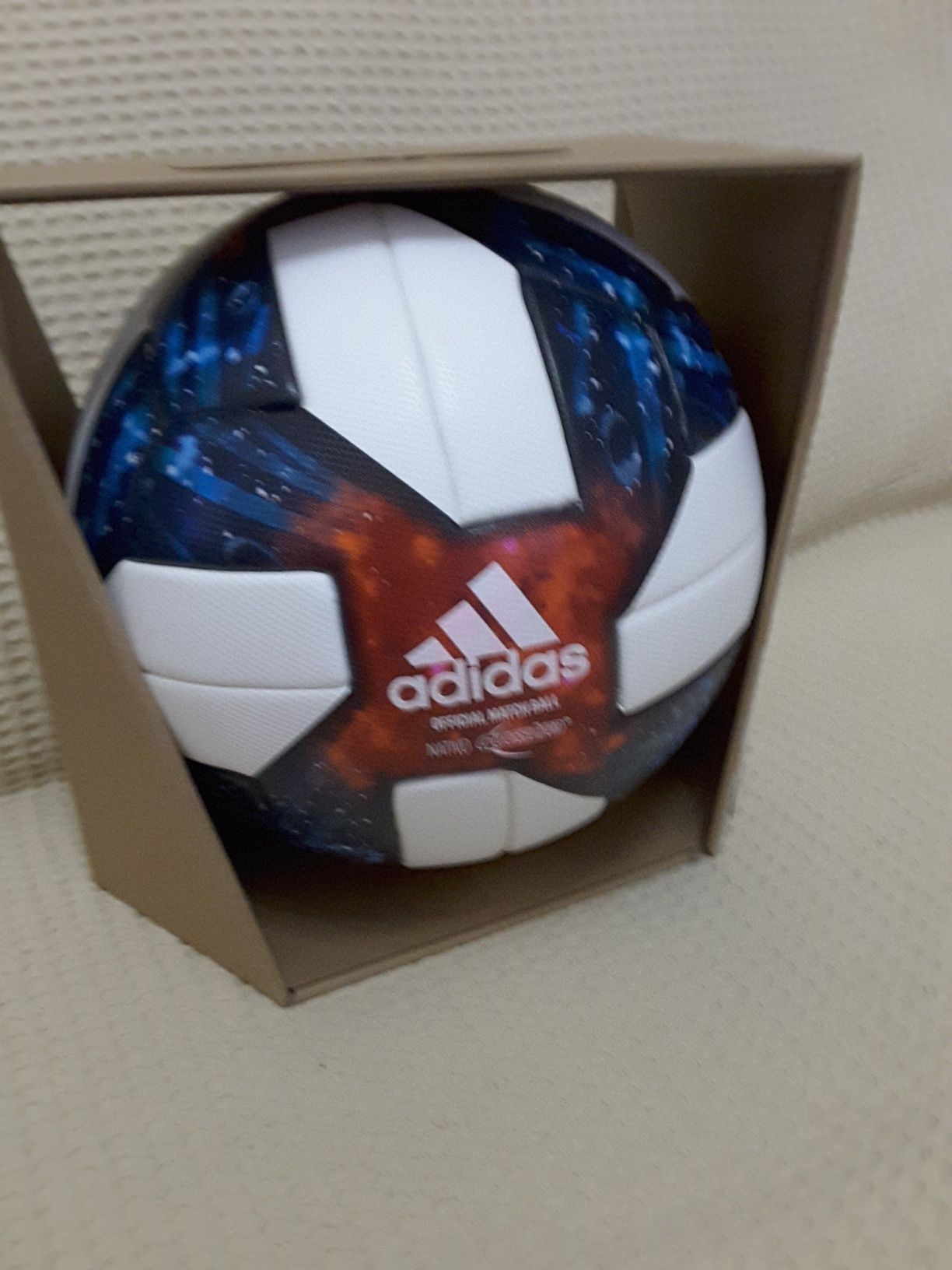 Футболна топка Adidas MLS