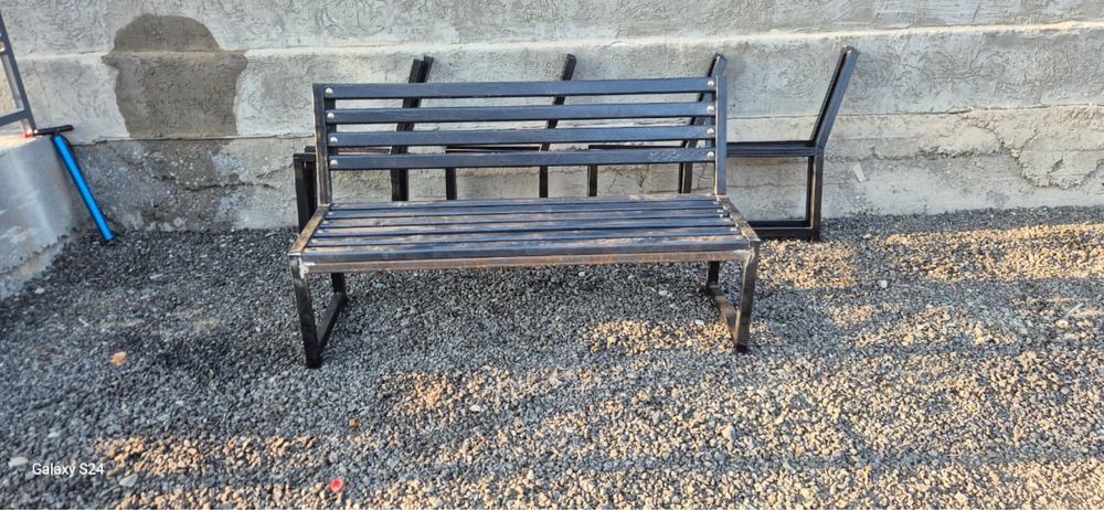 Срочно сатылады. 1 шт скамейка 45мың тг.