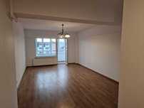 De Vanzare Apartament 2 camere decomandat 71 mp Zamca