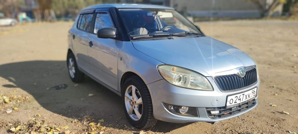 Продам skoda fabia1.2 2010г.в
