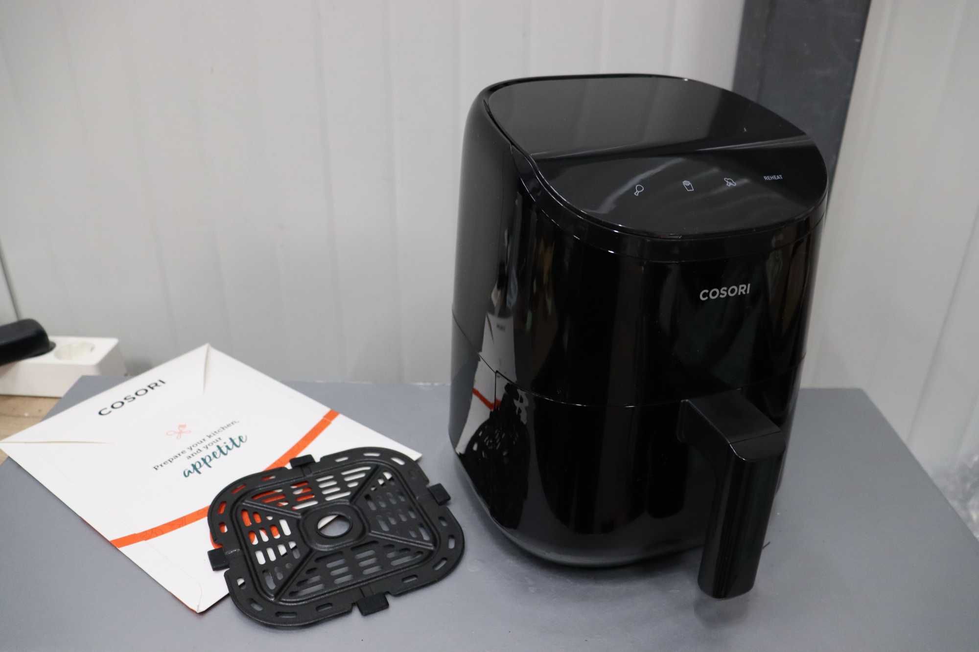 Air Fryer COSORI с горещ въздух 2л, 75-205C, 30 онлайн рецепти, 900W