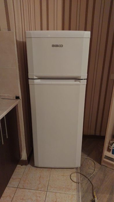 Холодильник beko