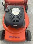 Masina de tuns iarba Husqvarna
