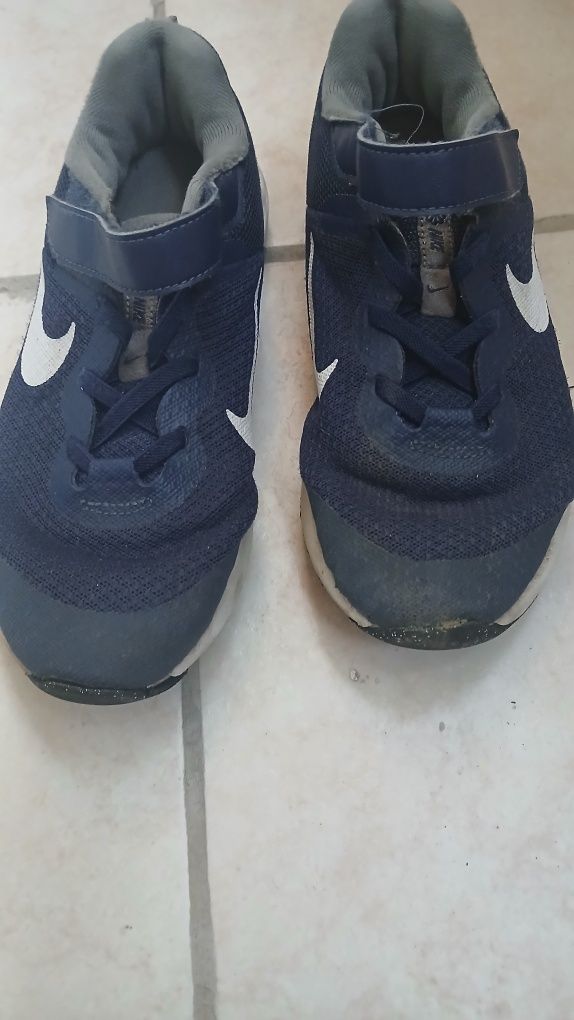 Детски маратонки nike за 15.лв