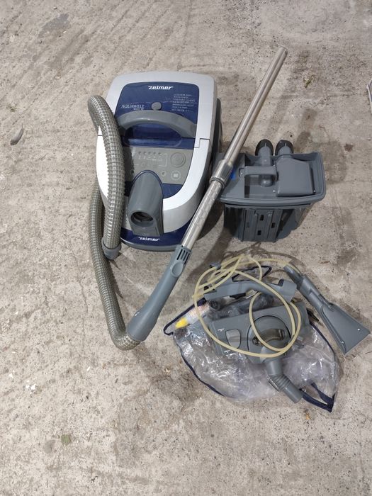 Продавам перяща прахосмукачка Зелмер