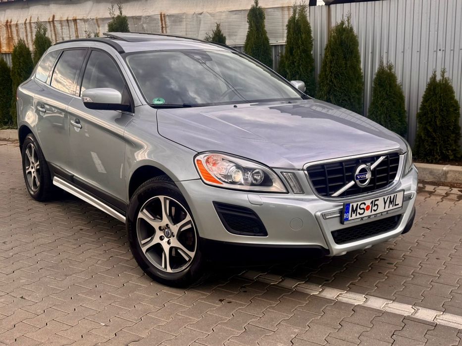Volvo Xc60 R design Automat 4x4