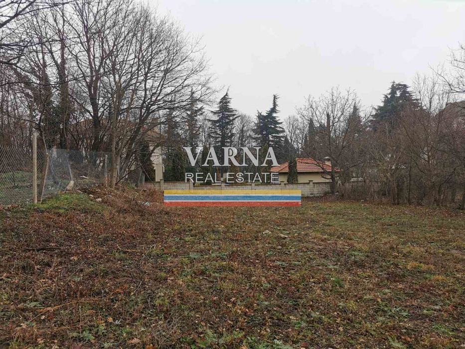Парцел в Варна, област-м-т Манастирски рид площ 800 цена 40000