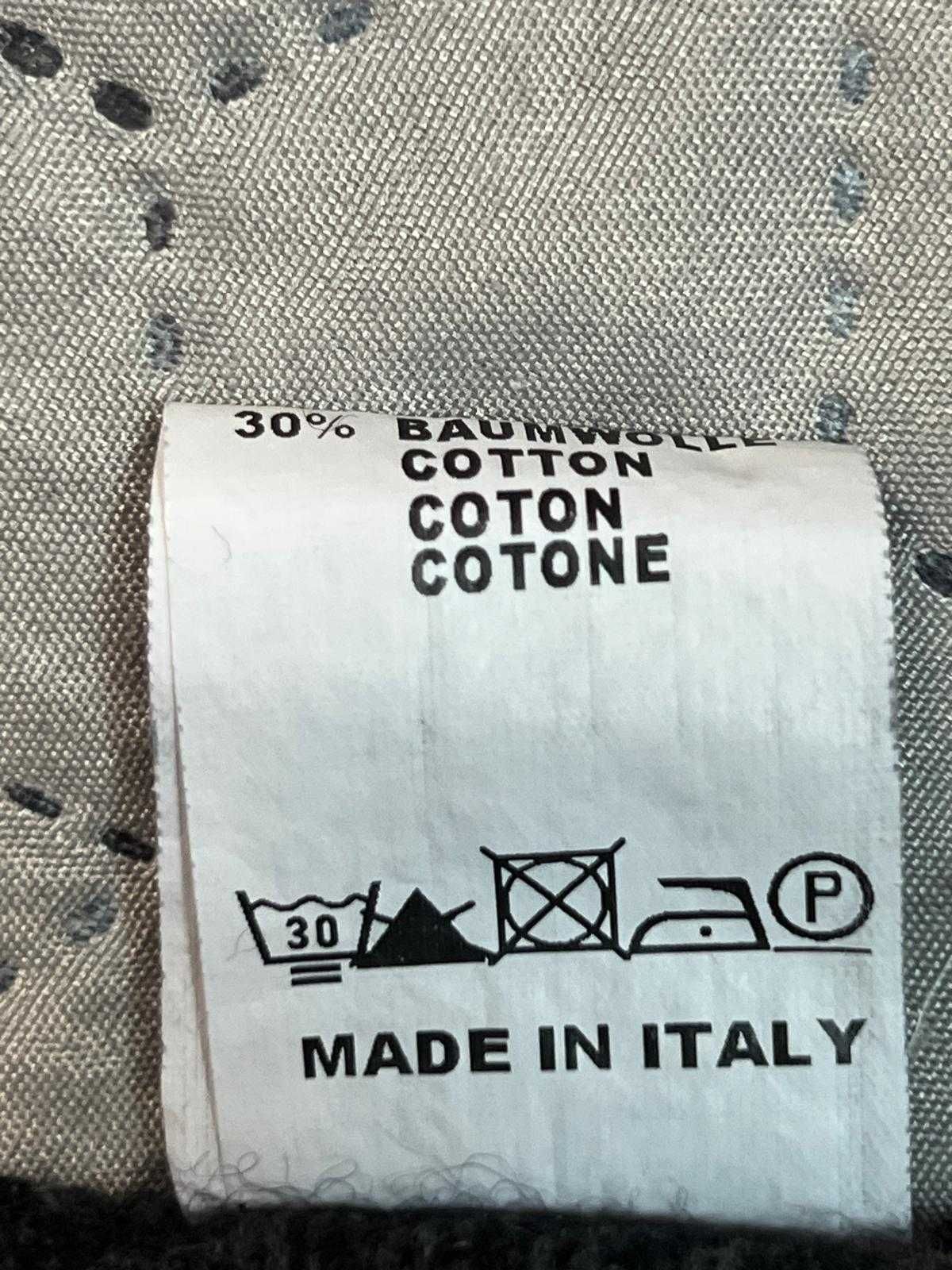 Елегантен елек Italy - Roberto Lorini Merino!