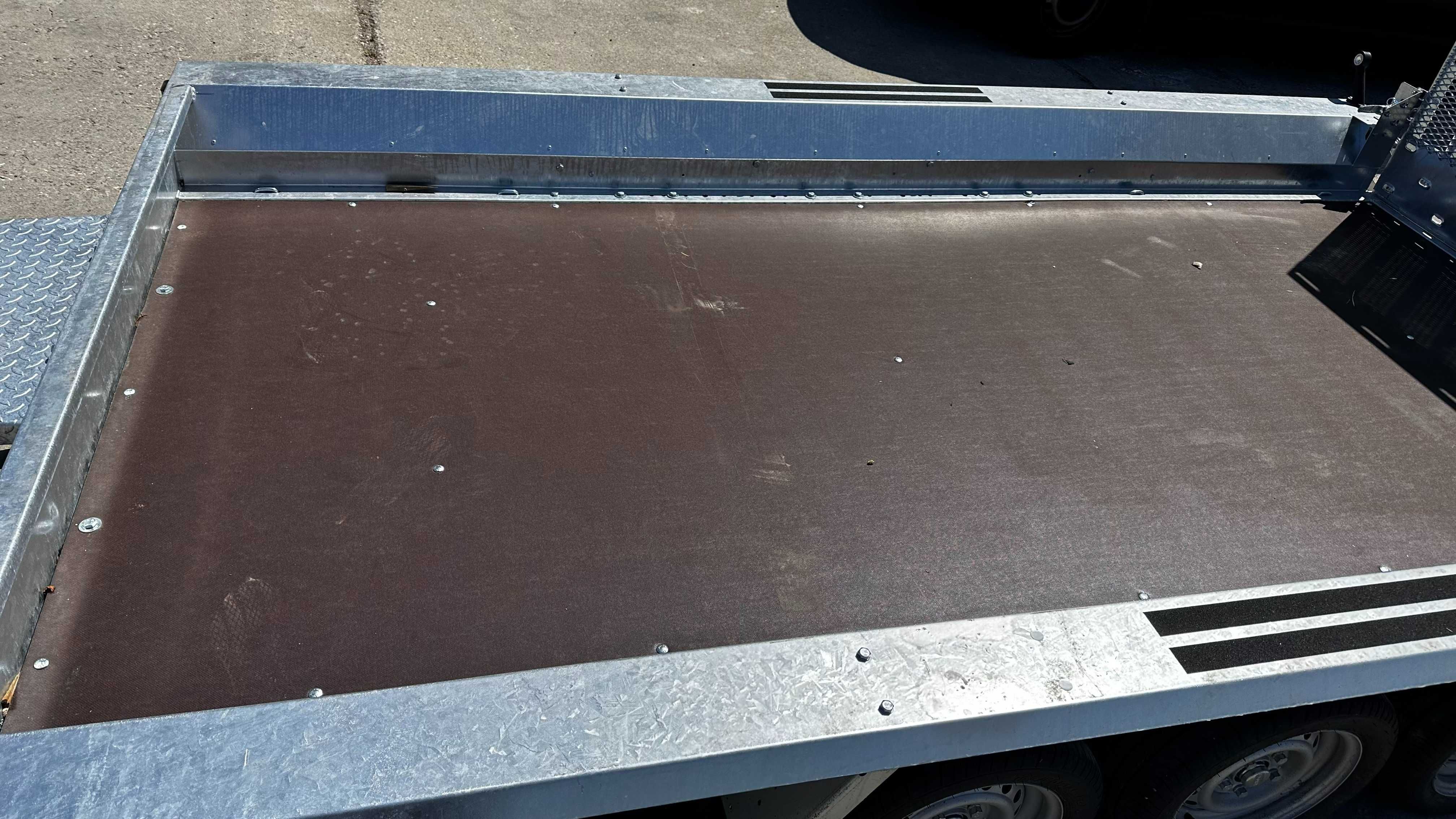 Remorca auto MARTZ 400x180cm 3 axe 3500kg