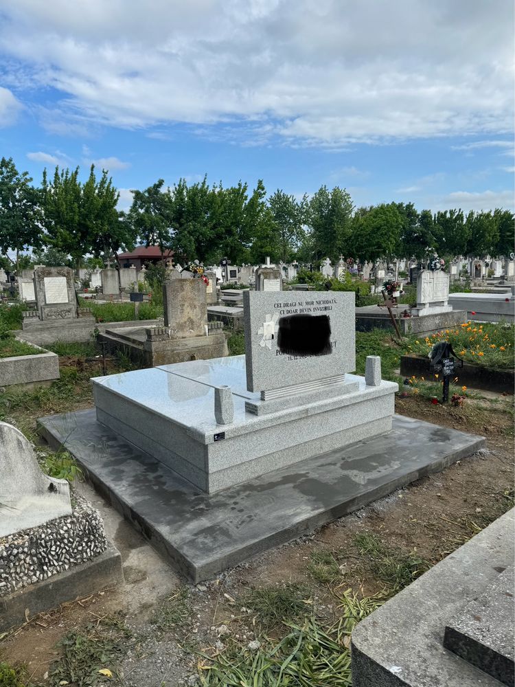 Imprejmuiri morminte si monumente funerare