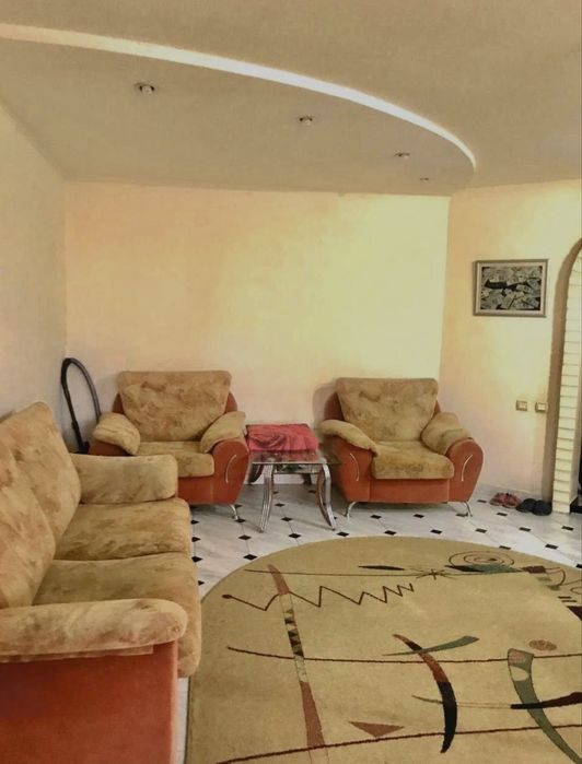 Продается 3х комнатная квартира, М. Горький (БИЙ)