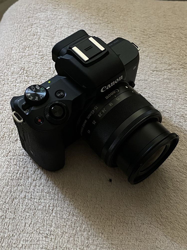 Canon M50 kit lens