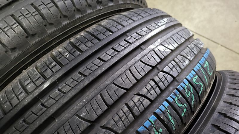 215/65/17 PIRELLI 4бр