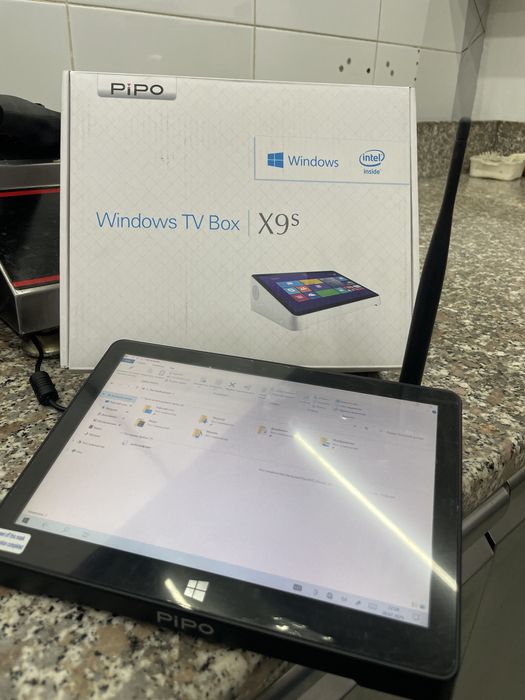 PiPO X9S — мини ПК / Windows TV Box / сенсорный экран 8.9”