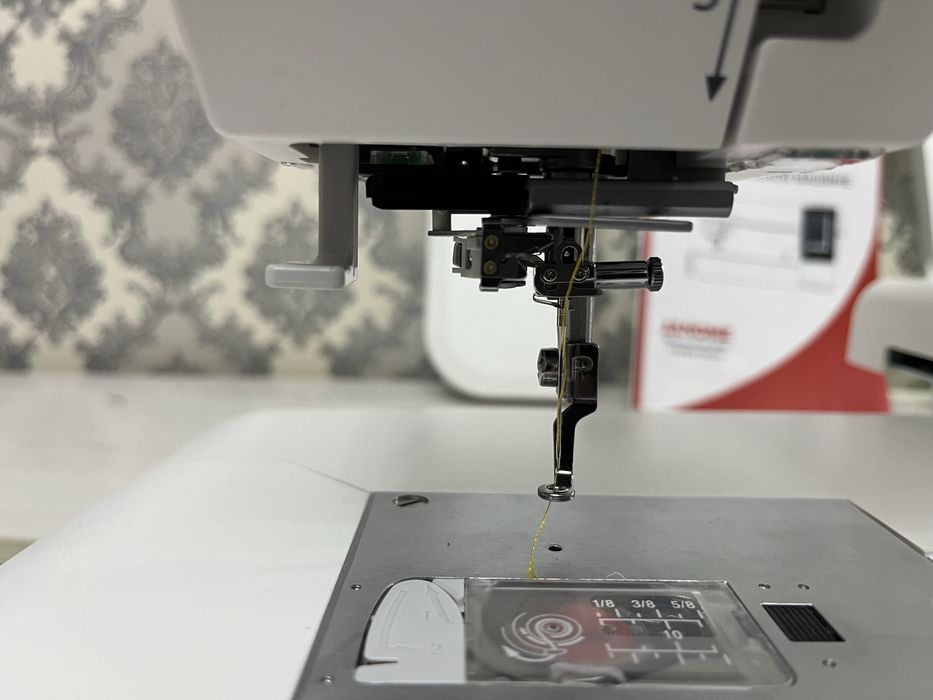 Продаю швейную машинку