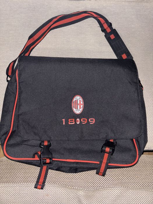 Чанта за лаптоп на Ac Milan
