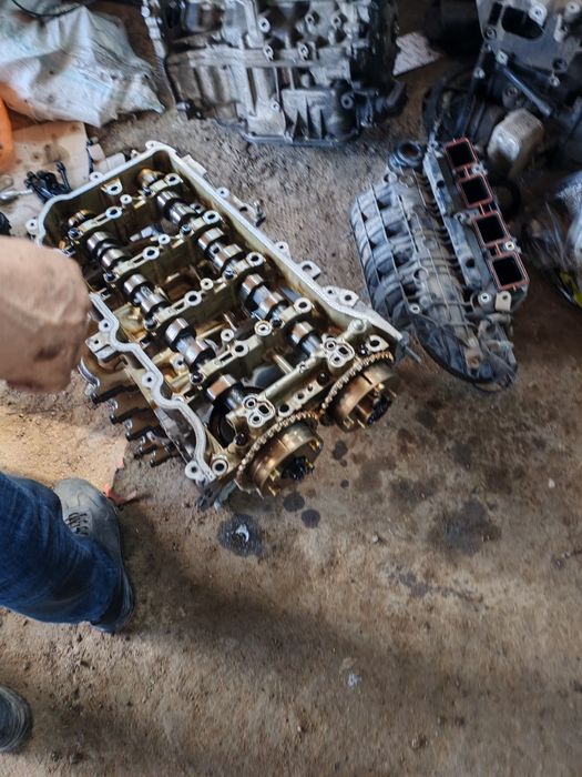 Продам головку, блок, поршневая камри 2,5 всё в хорошем состоянии!