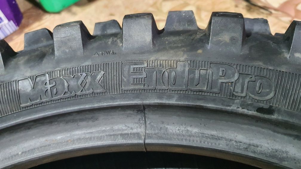 Set enduro 140 80 18 / 80 100 21 Maxxis