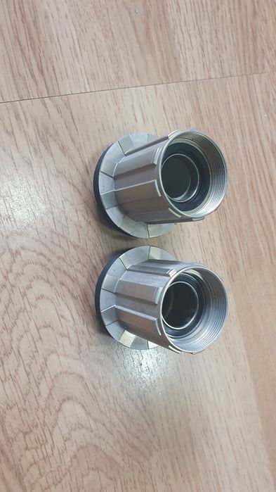 Caseta pinioane Mavic Shimano noua cu 4 clicketi